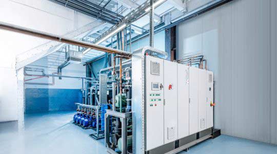 The new refrigeration system at the Mersch Kettler plant appears tidy and grandiose