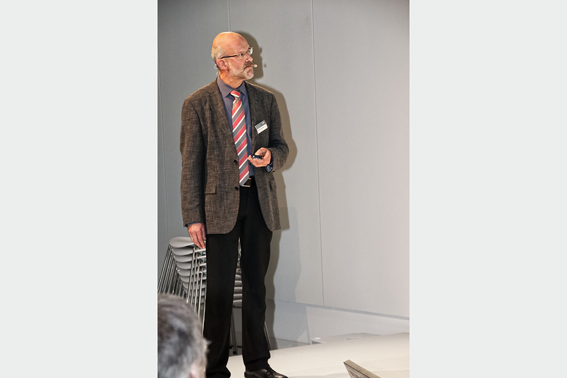 Prof. Dr. Christoph Haberstroh, Leiter Kryotechnik, Technische Universität Dresden, nahm beim Art-of-Compression-Kolloquium als Referent über „Solid-State Refrigeration“ teil