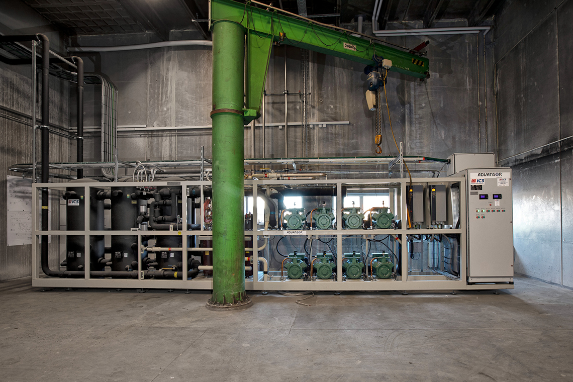 Eight BITZER ECOLINE+ compressors provide REMA 1000’s new distribution centre, located in the Danish town of Vejle, with the necessary temperatures